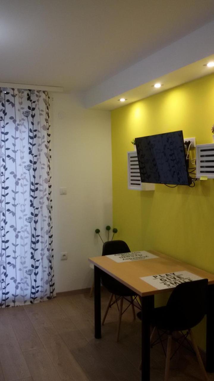 Dandelo Apartamento Novi Sad Exterior foto